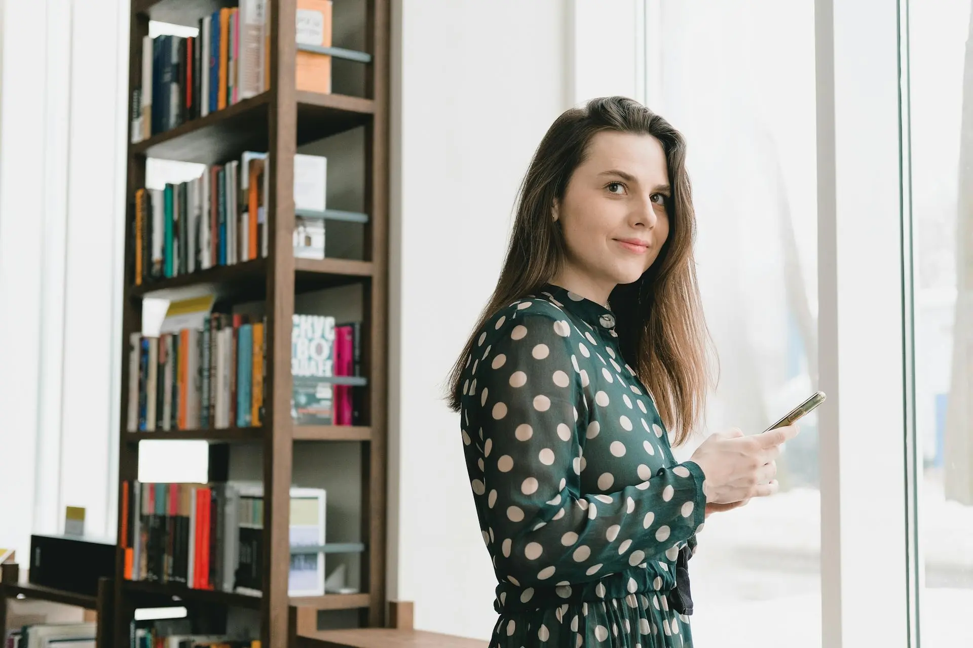 Що таке кандидатська дисертація: вимоги, структура, обсяг і захист простими словами