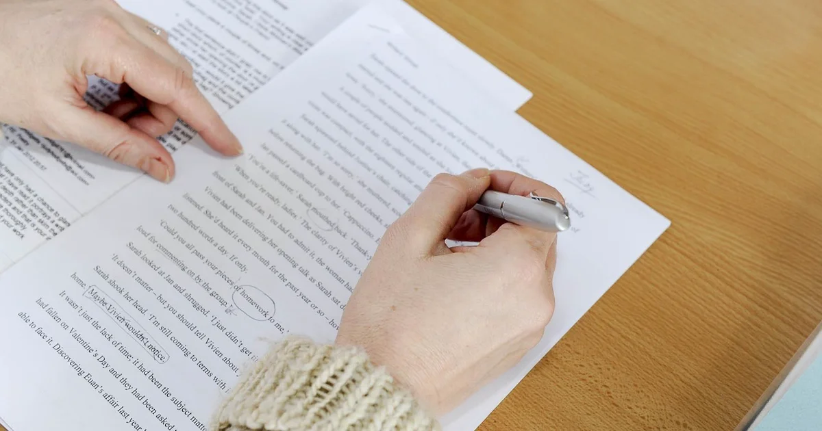 Illustrate journal selection criteria: peer review, editorial quality and citation impact
